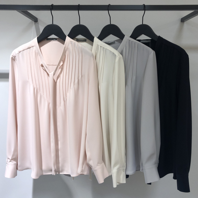 【新作】タイ付ブラウス