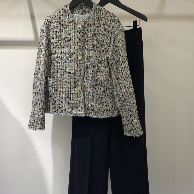 【新作】カジュアルにも使えるツイードジャケット