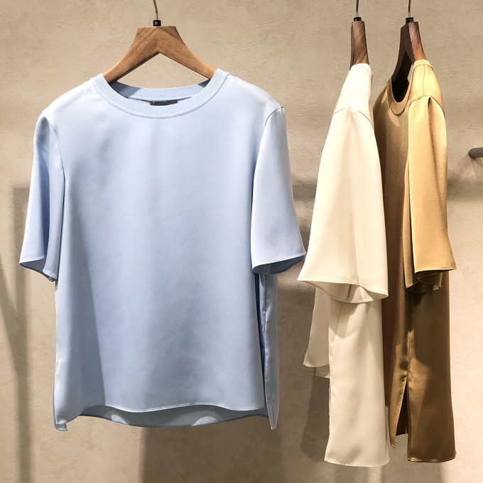 【昨年も人気！】Tシャツ感覚ブラウス