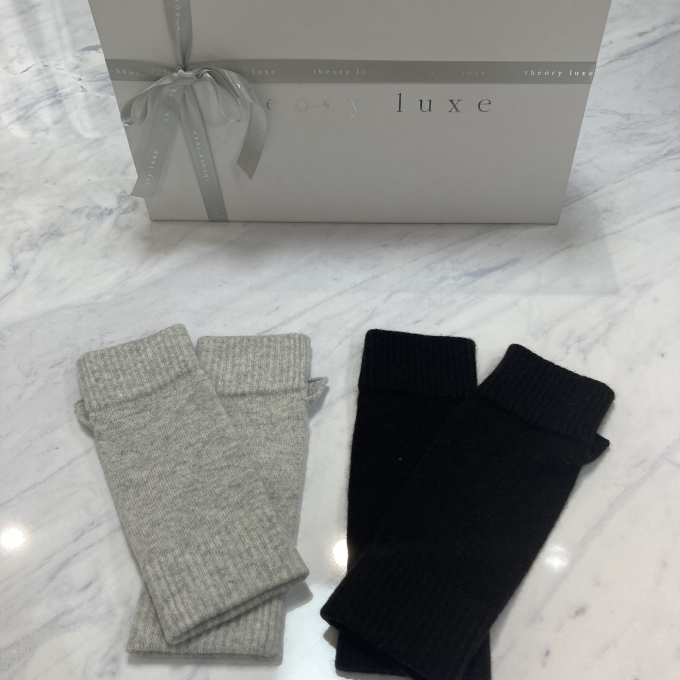 【プレゼントにオススメ】カシミヤに包まれるグローブ