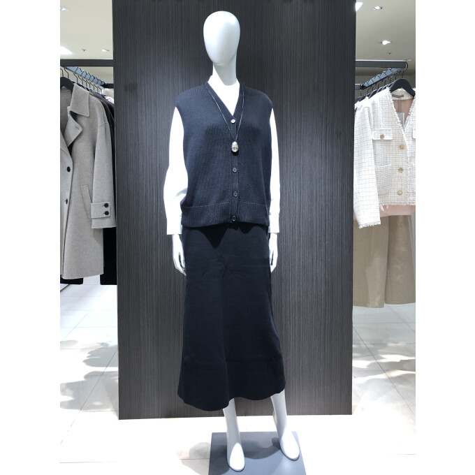 【新作】レイヤードを楽しむニットベスト