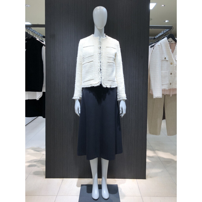 おすすめ！スーツスタイル③】ホワイトツイードジャケット | セオリー