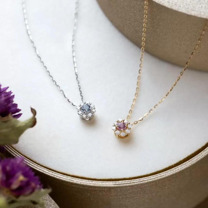 New！ダイヤモンド×カラーストーンのネックレス✨