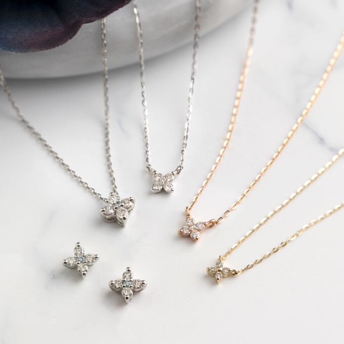 当店人気モチーフ💞大人可愛いお花のダイヤモンドネックレス🌷