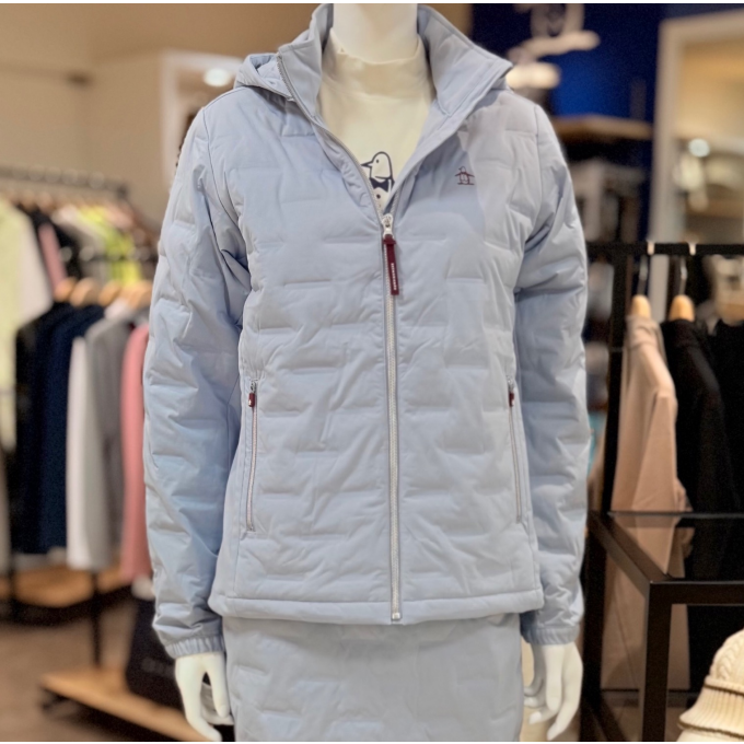 機能がたくさん付いたマンシングウェアのアウターブルゾン🐧