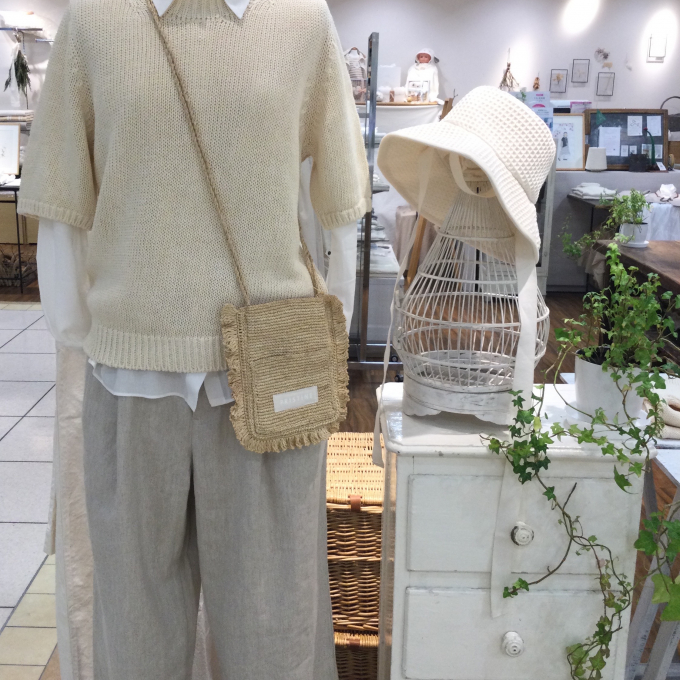 和紙×コットンのざっくりローゲージニット