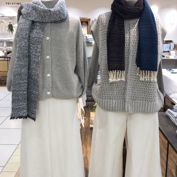 天然繊維の織りなすグレーを楽しむ