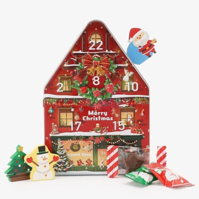 食べ終わった後も使える♪可愛いパッケージのクリスマスフード🎄