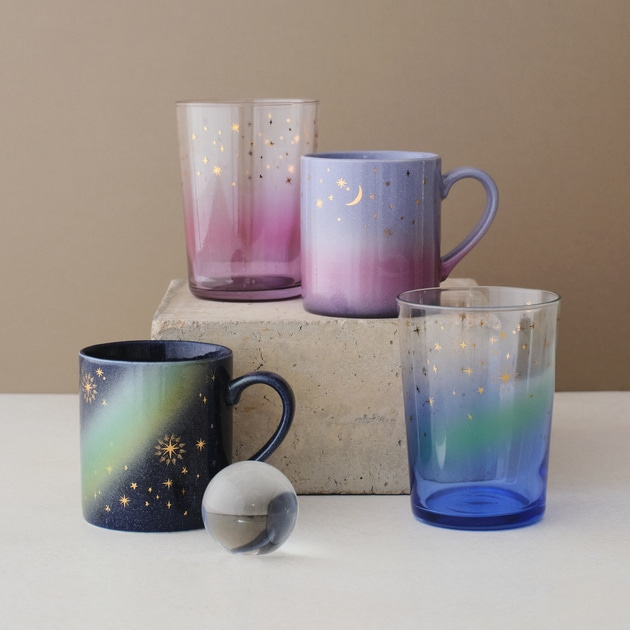 星がきらめく美しい夜空を表現した、人気のダイニングシリーズ🌟
