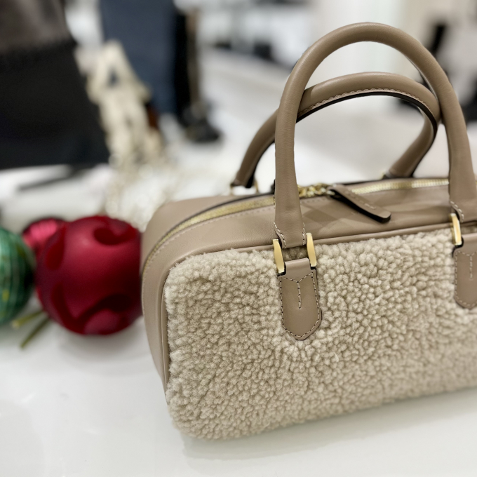 'eir 　インポートBAG　【お出掛けスタイルに・ギフト、自分ご褒美に】made in italy