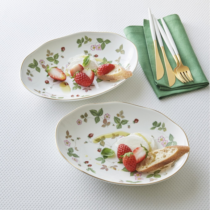 【ウェッジウッド】特別企画品　ワイルド ストロベリー オーバルディッシュ ペアセット