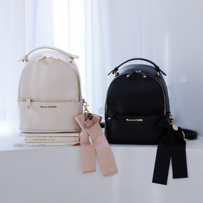 人気のリボンMリュックに新色が登場🎀ブラックも再入荷です♪