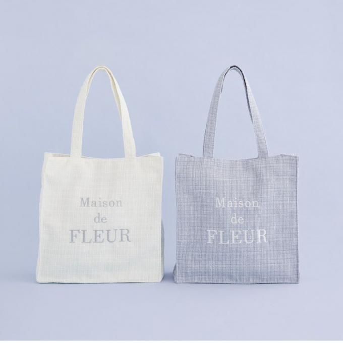 人気のスクエアトートバッグにツイード生地の新作が登場🎀