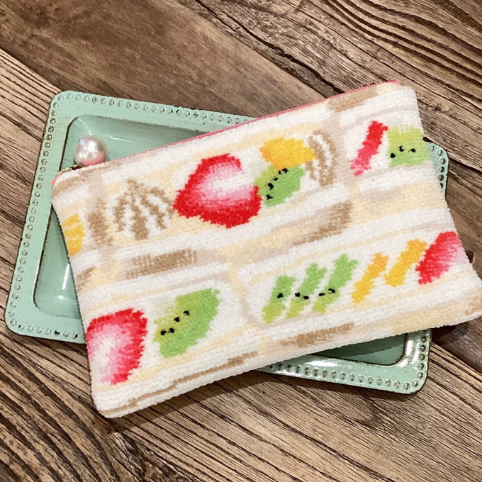 【ラブラリー バイ フェイラー】用途によって使い分けできるポーチのご紹介！お化粧ポーチ🎀お薬ポーチ🎀お気に入りを見つけてください♡