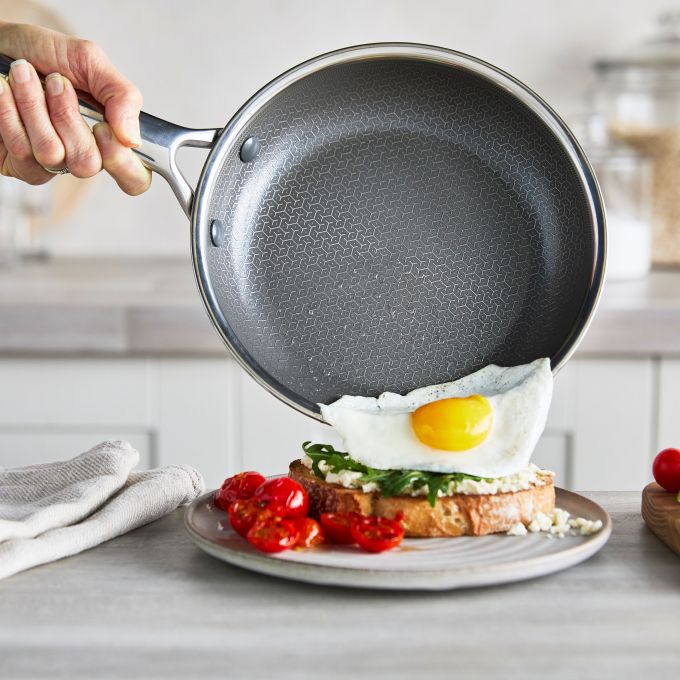 ブランド史上最高の耐久性と美しさ「グリーンパン APEX（エーペックス）コレクション」