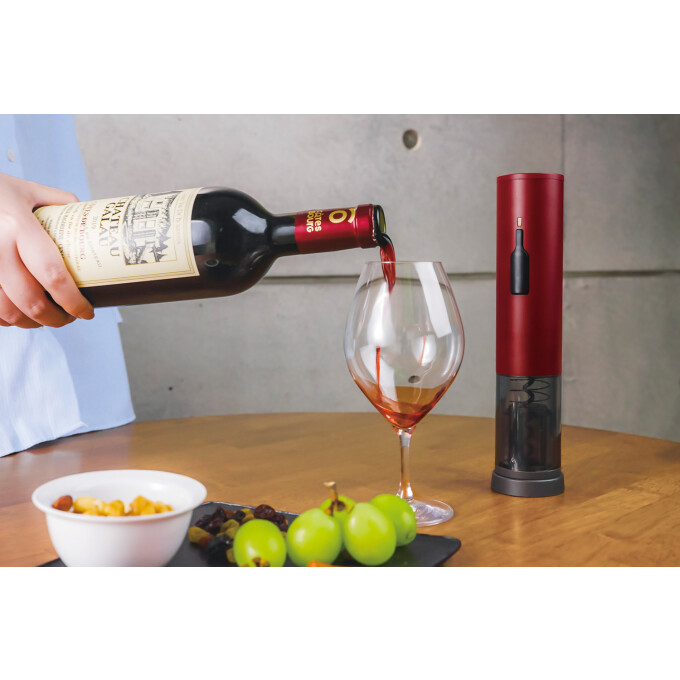 スタイリッシュ＆スリム「レコルト 充電式ワインオープナー」