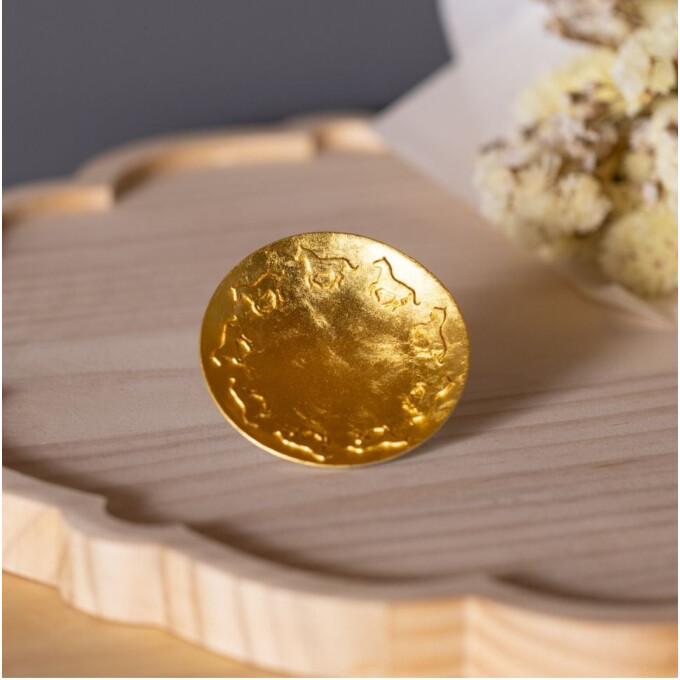 【能作】≪新商品≫福を招く小さな一杯　「祝杯 - 午 - 金箔」