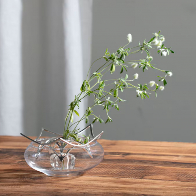 【能作】 暮らしの景色に、錫のやわらかな光を添えて