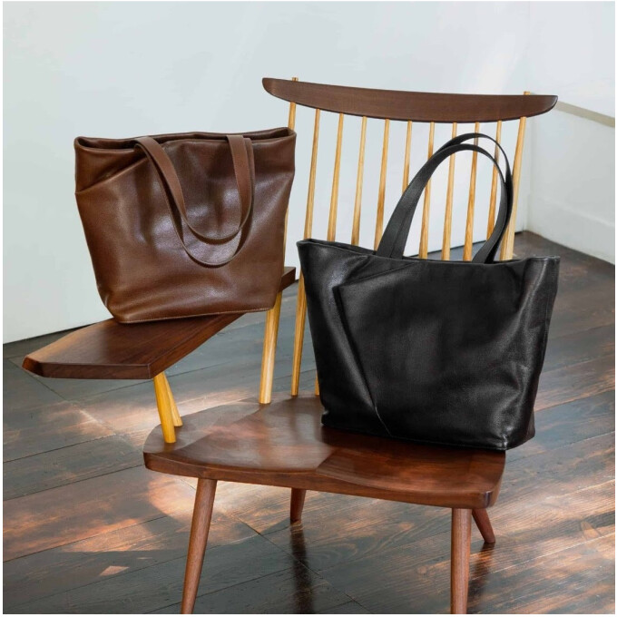 【新作】流れるような、しなやかな佇まい。新作「Fluid Tote」が登場。