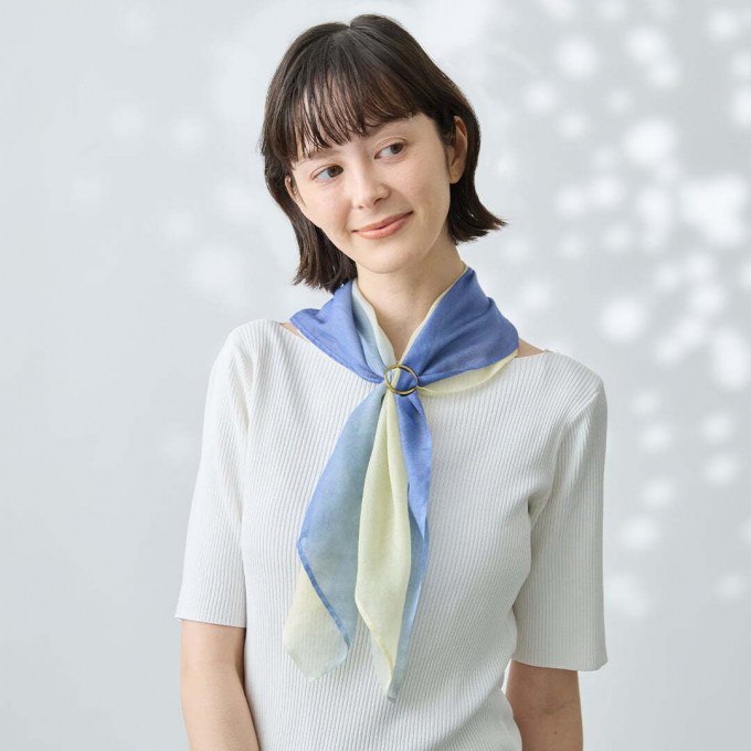 軽やかな春を纏う。ネパールよりスカーフ・ストールが届きました