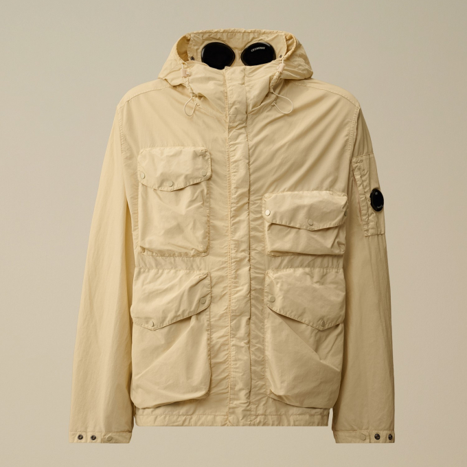 【C.P.COMPANY】FLATT NYLON GOGGLE JACKET	