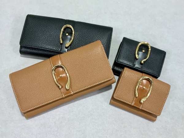 イビサのイチオシ春財布 真鍮バックルが美しく輝く 個性的な 牛革 財布 イビサ 松坂屋名古屋店公式 Shop Blog イビサのイチオシ春財布 真鍮バックルが美しく輝く 個性的な 牛革 財布 イビサ 松坂屋名古屋店公式 Shop Blog
