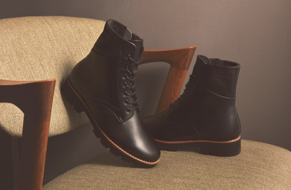 ★訳あり★短い板お探しの方　メンテ済　板130cmブーツ25cm ☆訳あり☆短い板お探しの方メンテ済板130cmブーツ25cm