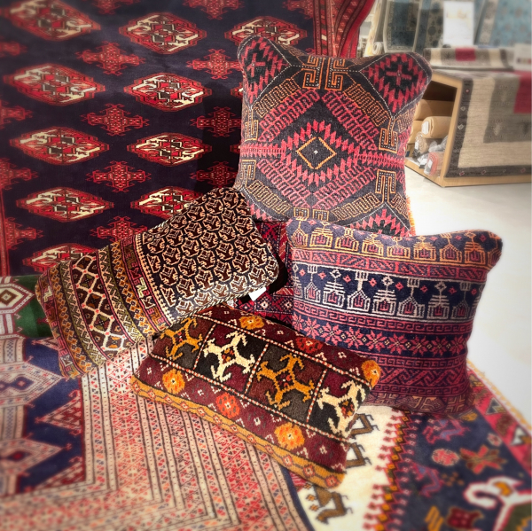 ♡unico♡ キリムラグ(インディキリム）♡140×210♡ ♡unico♡ キリムラグ(インディキリム）♡140×210♡