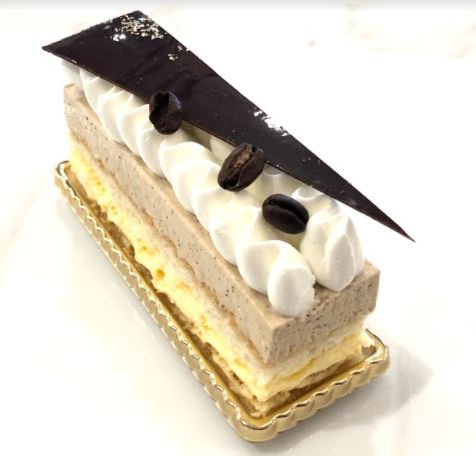 2 24 3 2 パティシエの卵 大阪調理製菓専門学校 の学生さんが作るケーキが登場 ごちそうパラダイス 大丸梅田店公式 Shop Blog