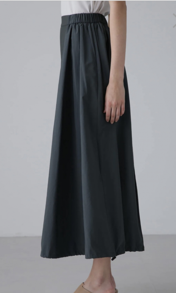 大人顔のバルーンスカート | アドーア | 大丸梅田店公式 SHOP BLOG