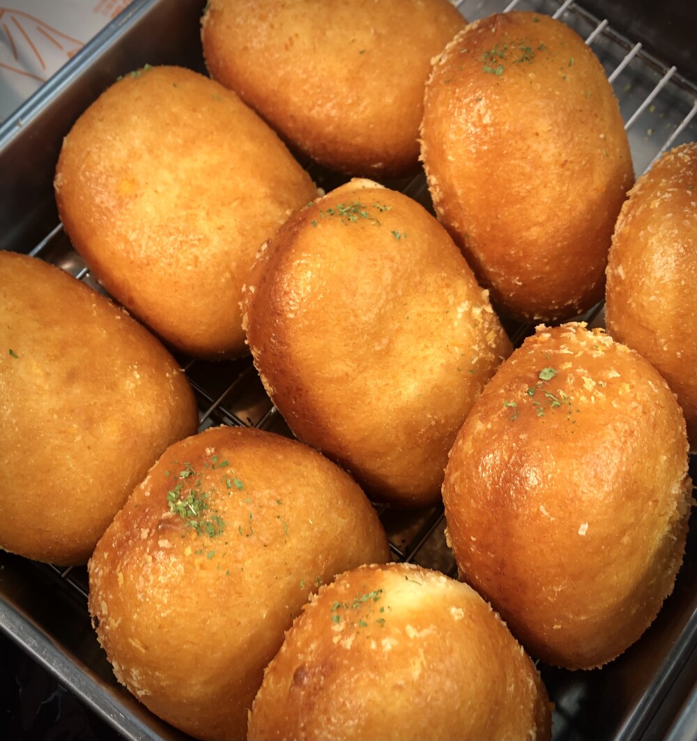 お待ちかね！【レストラン蜂の家】カレーパン登場！あのたい焼も！