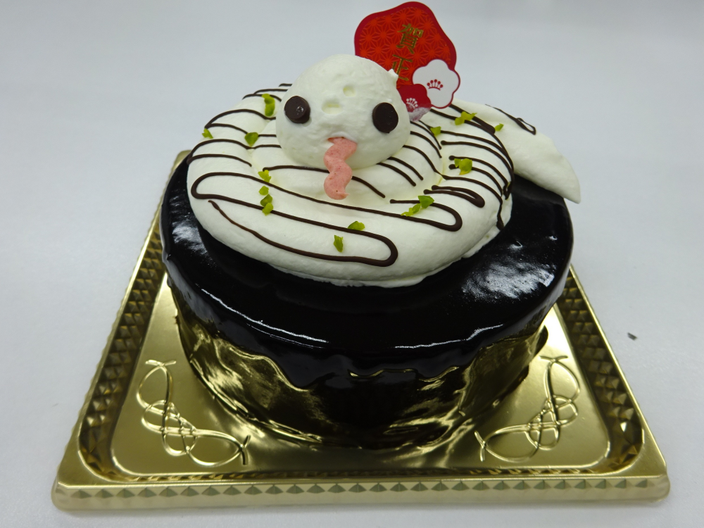 ユーハイム　人気のお年賀ケーキ販売♪