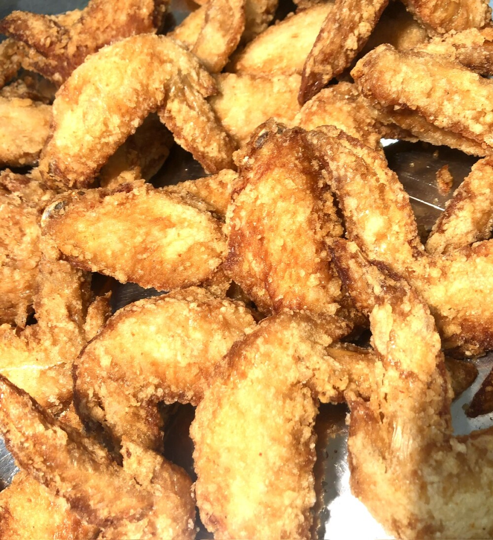 クリスマスチキンは手羽先で！味にこだわる人気店登場！