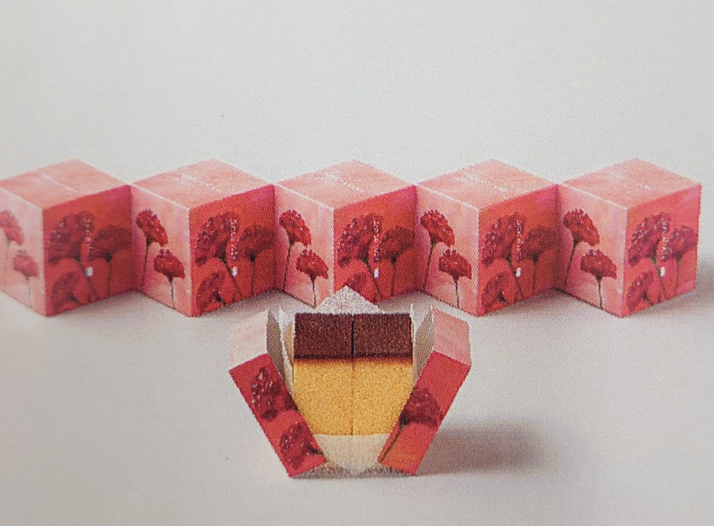 福砂屋〈フクサヤキューブ母の日カラー〉絶賛販売中♪