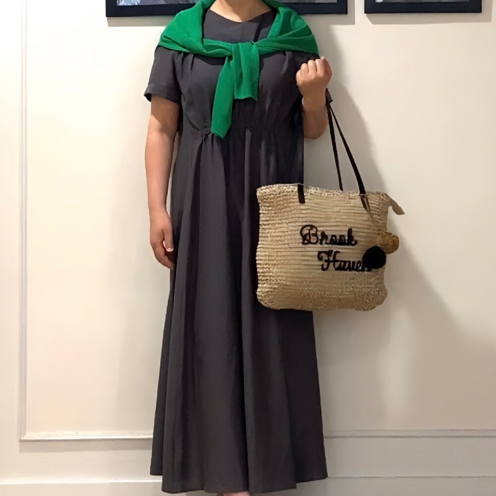 リネン混ワンピースで涼しげナチュラルスタイル🕊‪🌱‬