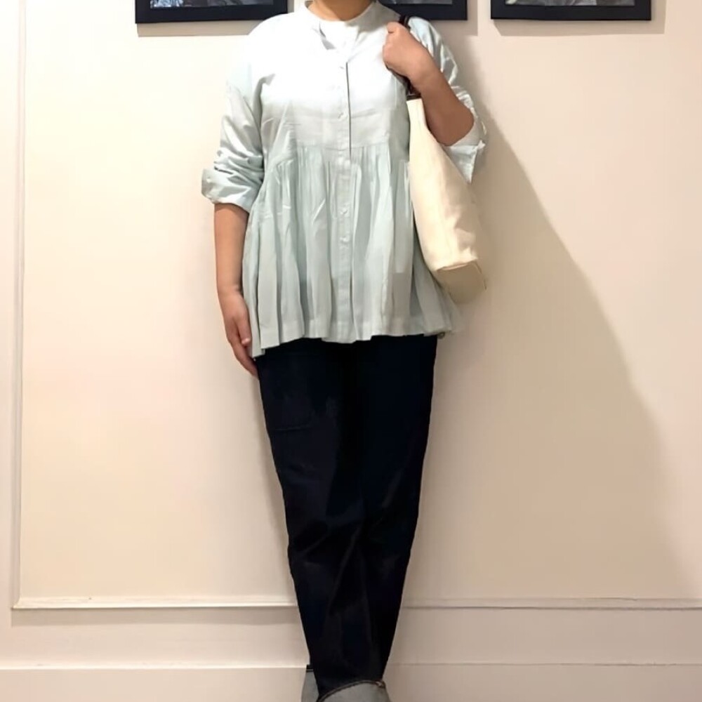 軽やかペプラムブラウスでさわやかコーディネート🍀.*