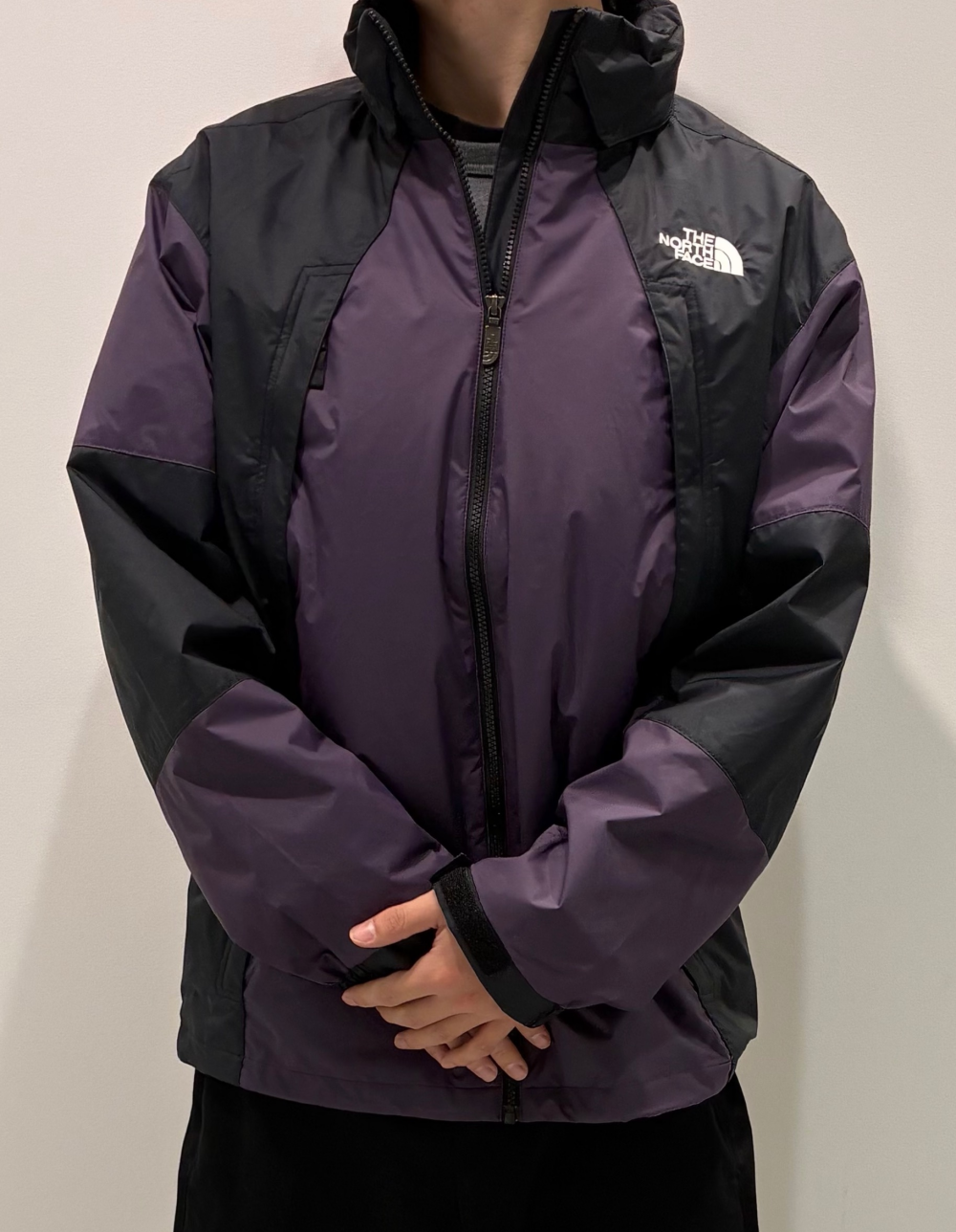 新作ウィンドブレーカー