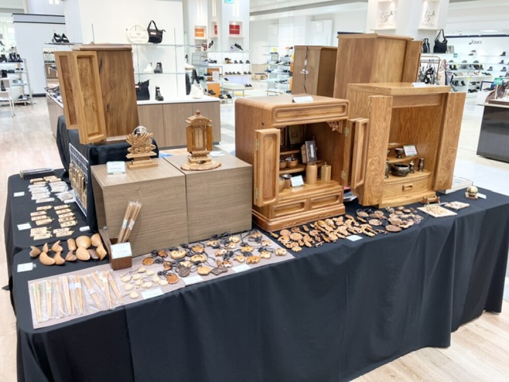 「小林彫刻」＜屋久杉工芸品＞期間限定販売❣