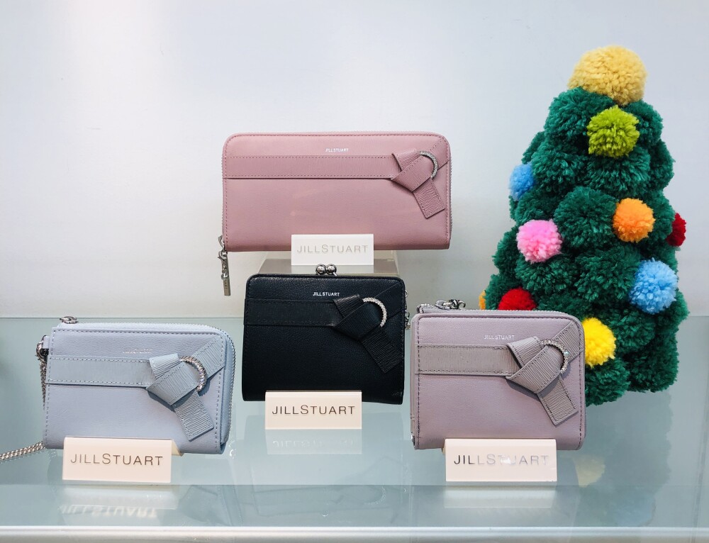 ジルスチュアート🩵新作財布
