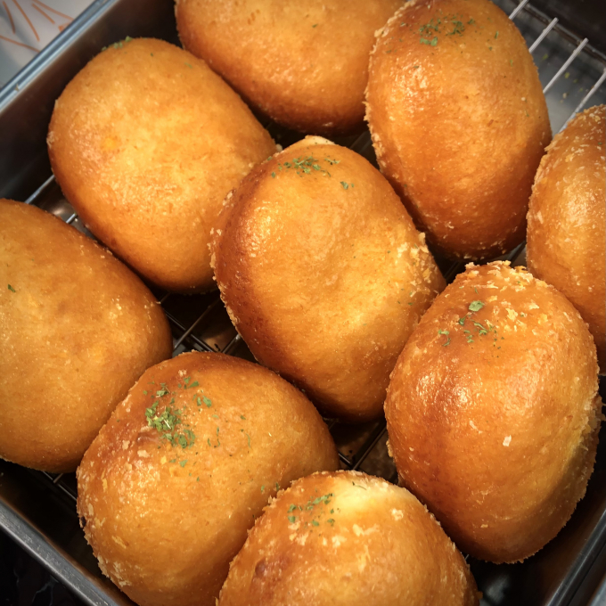 お待ちかね！【レストラン蜂の家】カレーパン登場！あのたい焼も！