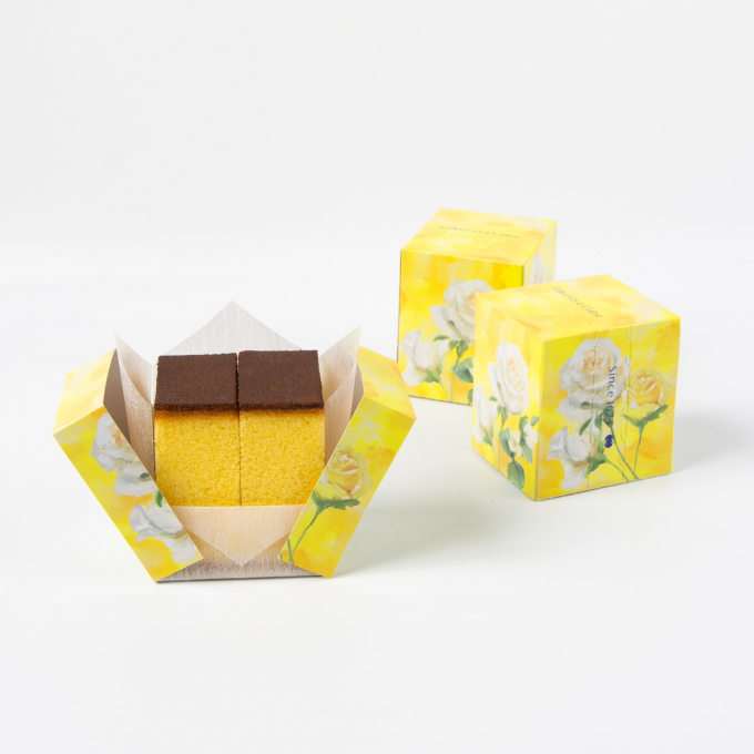 期間限定〈白薔薇キューブ〉絶賛販売中！