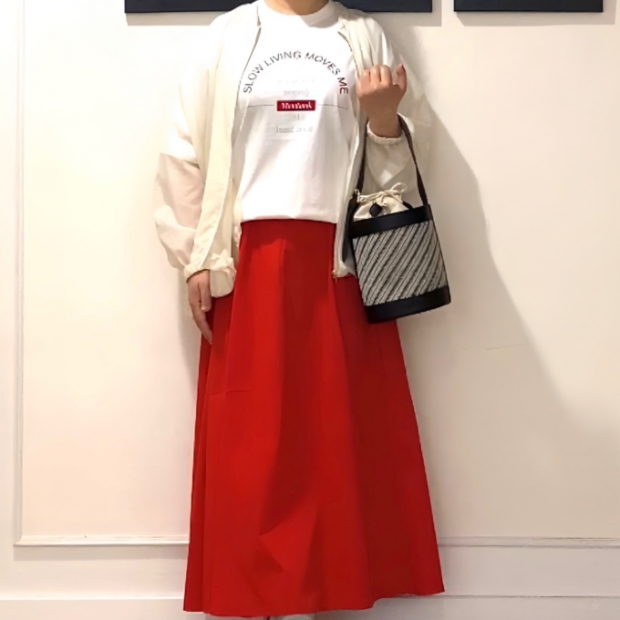 主役カラーで魅せる大人ラフコーデ🍒