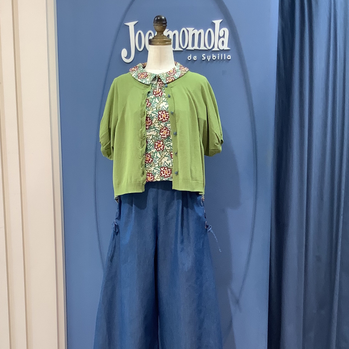 爽やかパンツスタイル