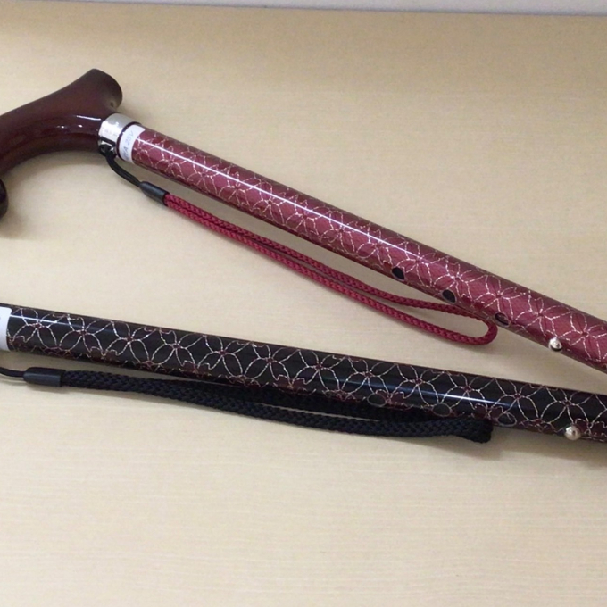 ✨春のお出かけのパートナー♡伸縮式ステッキ✨