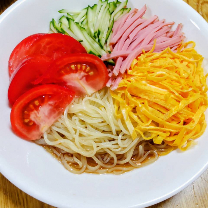 つるっと美味しい「冷やし中華」入荷しました！！