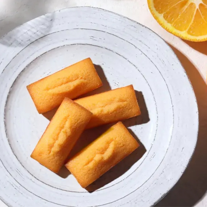 〈アンリ・シャルパンティエ〉甘夏の季節です🍊