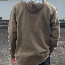 人気のジップパーカーの新色入荷しました！