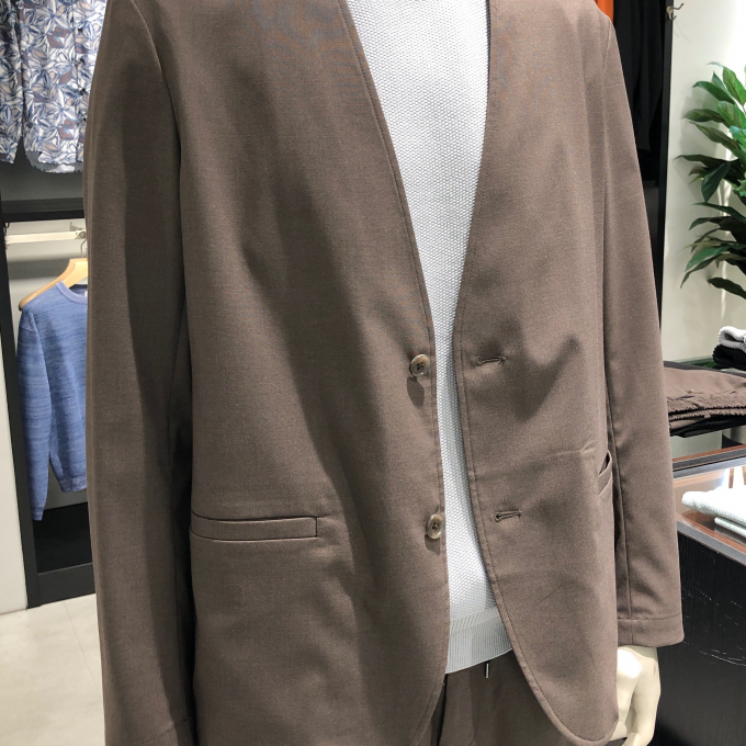 “春の新作” 気軽に羽織れるジャケット