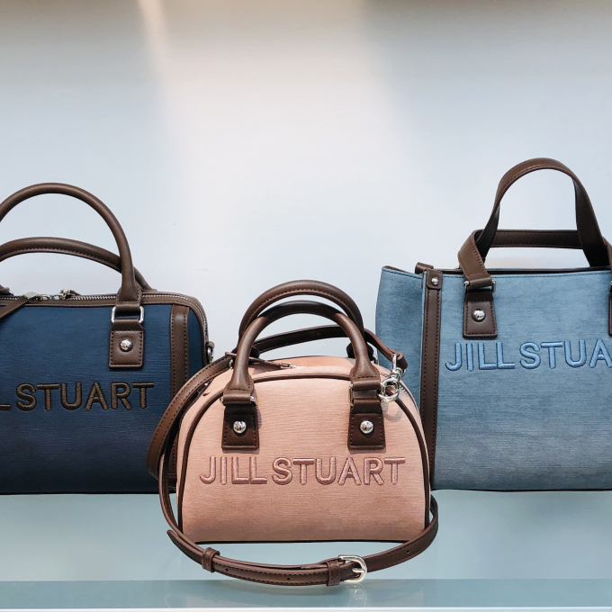 ジルスチュアート🩷新作バッグ