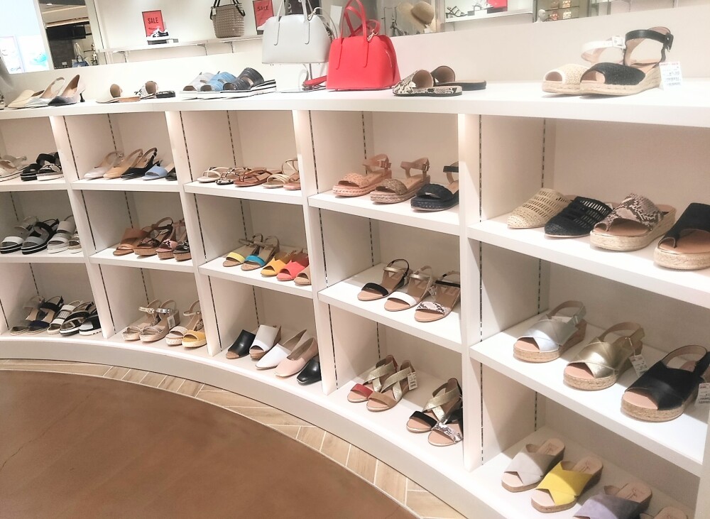 サンダルで夏のおしゃれを楽しみませんか レディスシューズセレクション 大丸心斎橋店公式 Shop Blog